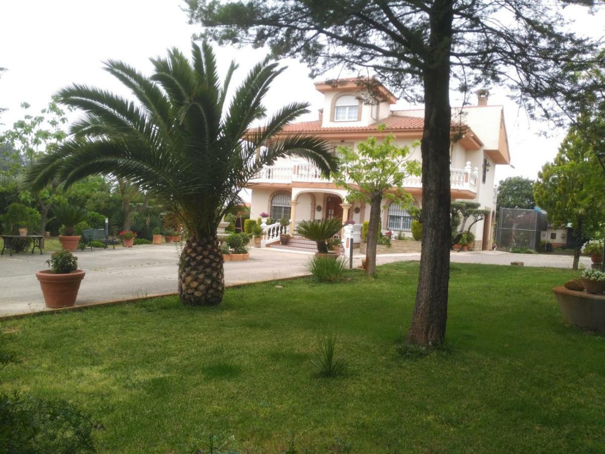 Vivienda Turistica Rural Mari Carmen Villa Baeza Exterior photo